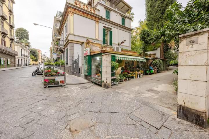 Crispi 74.1 - * Naples
